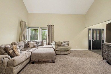 Wonderful 2 story located in desirable Valparaiso subdivision - photo 5