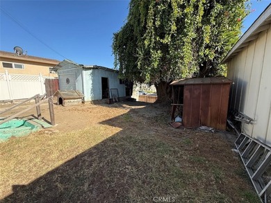 561 W 3rd St - photo 8