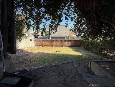 561 W 3rd St - photo 9