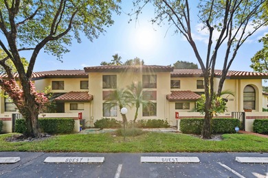 (private lake, pond, creek) Condo For Sale in Boynton Beach Florida