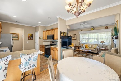 Welcome to Sunken Pond Estates, a sought-after gated 55+ - photo 11