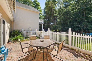 Welcome to Sunken Pond Estates, a sought-after gated 55+ - photo 18