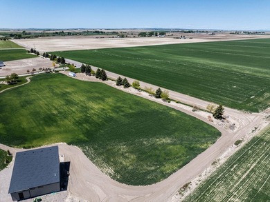Experience elevated recreational living at Waters Edge, American - photo 18