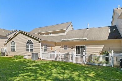 Welcome to Sunken Pond Estates, a sought-after gated 55+ - photo 19