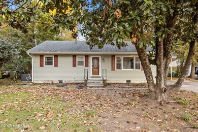 Neuse River Home For Sale in Havelock North Carolina
