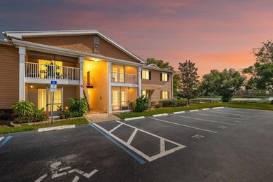 (private lake, pond, coastal) Condo For Sale in Altamonte Springs Florida