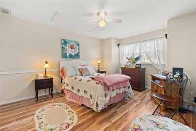 Welcome to Sunken Pond Estates, a sought-after gated 55+ - photo 22