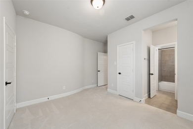 Built in 2024 and tucked away on a private cul-de-sac with front - photo 28