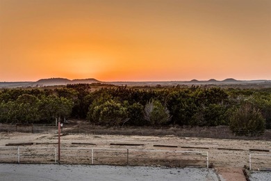 (private lake, pond, creek) Home For Sale in Glen Rose Texas