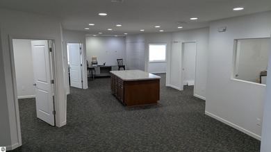 Now presenting a unique flex and self-storage investment - photo 5