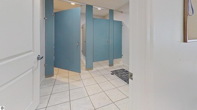 Now presenting a unique flex and self-storage investment - photo 8