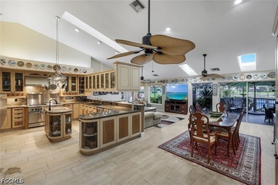 Custom Luxury Home with Unique Character. 14' Ceilings, Huge - photo 19