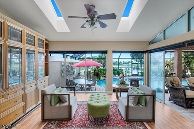 Custom Luxury Home with Unique Character. 14' Ceilings, Huge - photo 24