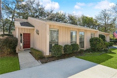 Lake Pontchartrain Condo For Sale in Mandeville Louisiana
