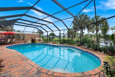 Custom Luxury Home with Unique Character. 14' Ceilings, Huge - photo 37
