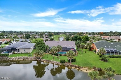 Custom Luxury Home with Unique Character. 14' Ceilings, Huge - photo 46