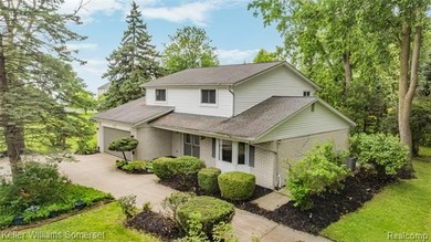 Nestled on nearly 2 acres of beautifully maintained property - photo 7