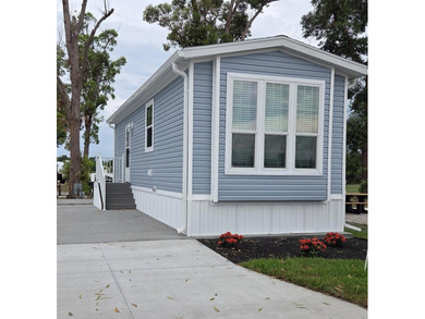South Branch Manatee River  Home For Sale in Ruskin Florida
