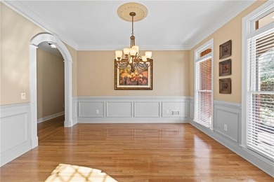 PRICE IMPROVEMENT - Welcome home to this beautifully maintained - photo 5