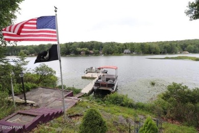 Paupackan Lake Home For Sale in Hawley Pennsylvania