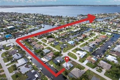 Beautifully RENOVATED 3-bedroom, 2-bath home located on an - photo 29