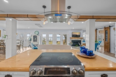 Welcome to an exceptional Neuse River retreat, just across the - photo 6