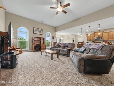 Welcome home to Eagle's View Subdivision located in Dandridge - photo 4