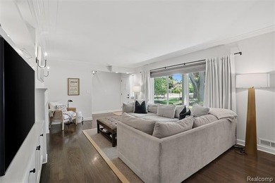 Welcome home to this stunning Bloomfield Hills ranch, where - photo 9