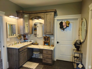 Welcome to this exceptional custom home in the beautiful - photo 16