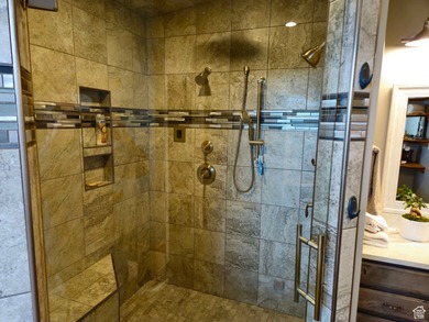 Welcome to this exceptional custom home in the beautiful - photo 18