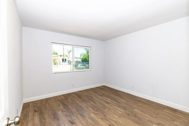 Light and bright, beautifully remodeled Lake Elsinore home - photo 20