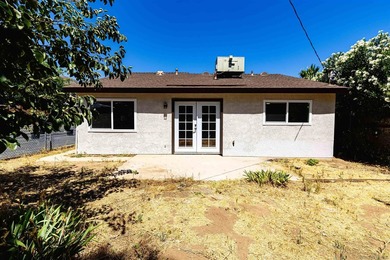 Light and bright, beautifully remodeled Lake Elsinore home - photo 24