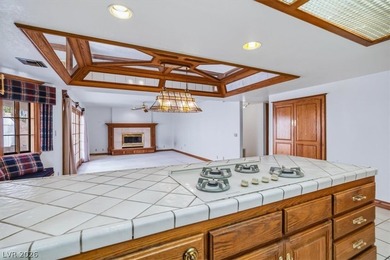 Beautiful custom-built family home designed for both comfort & - photo 25