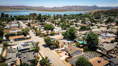 Light and bright, beautifully remodeled Lake Elsinore home - photo 26