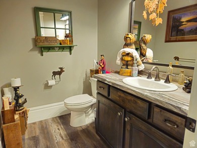 Welcome to this exceptional custom home in the beautiful - photo 26