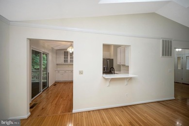 Welcome to 1011 Eastover Pkwy, where effortless one level living - photo 11