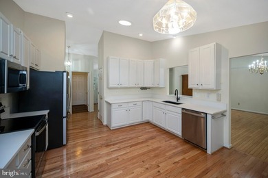 Welcome to 1011 Eastover Pkwy, where effortless one level living - photo 14