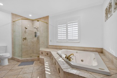 Tucked on an oversized double lot minutes from the beach, this 4 - photo 20