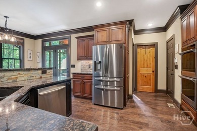 Welcome to your own private Georgia retreat. Nestled behind 600 - photo 22