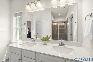 Welcome to this beautifully maintained 3-bedroom, 2.5-bath home - photo 23