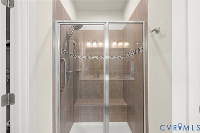 Welcome to this beautifully maintained 3-bedroom, 2.5-bath home - photo 24