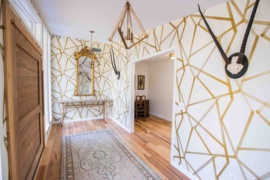 Quiet lakefront living with style: This midcentury modern ranch - photo 25