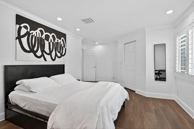 Tucked on an oversized double lot minutes from the beach, this 4 - photo 26