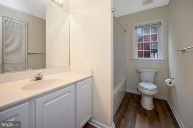 Welcome to 1011 Eastover Pkwy, where effortless one level living - photo 27