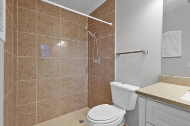 Welcome to this charming Port St. Lucie retreat! Offering rare - photo 28