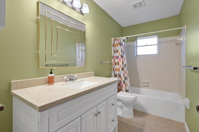 Welcome to this charming Port St. Lucie retreat! Offering rare - photo 32