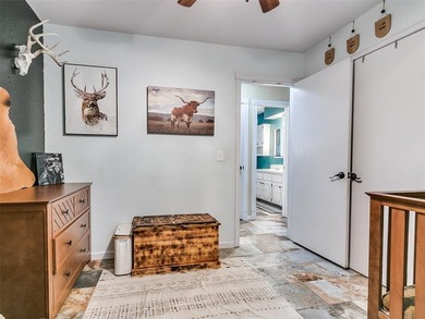 Newer HVAC and Water heater! Chickens allowed and Attwoods is 5 - photo 38