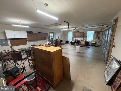 Welcome to 1011 Eastover Pkwy, where effortless one level living - photo 39