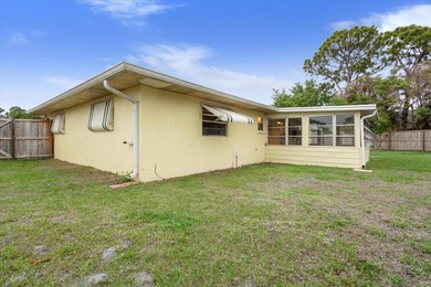 Welcome to this charming Port St. Lucie retreat! Offering rare - photo 42