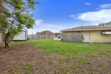 Welcome to this charming Port St. Lucie retreat! Offering rare - photo 43